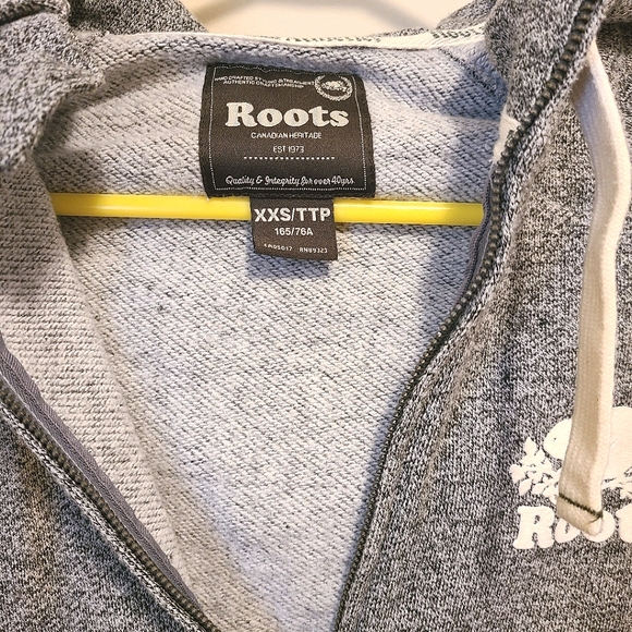 Roots zip up  Hoodie - Picture 4 of 4